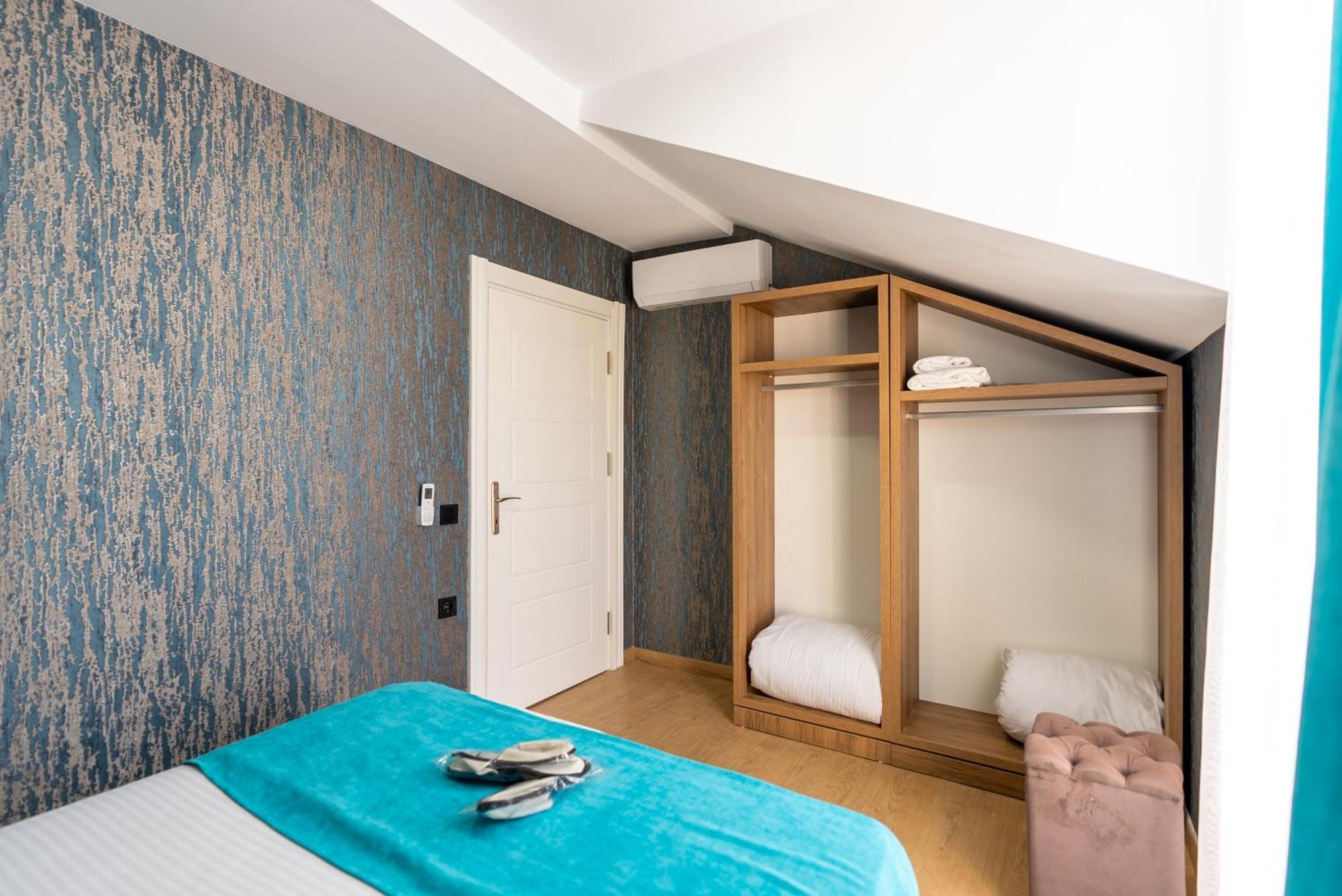 Black Palace Hotel Istanbul Bagian luar foto